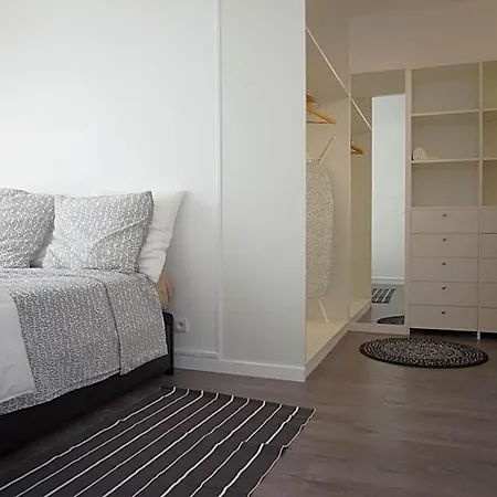 Montparnasse 1bdr 3*